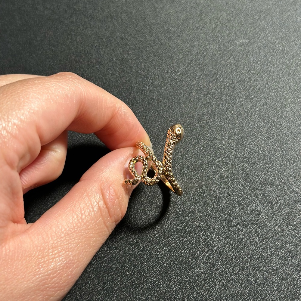 Snake Ring - Picture 2 of 3